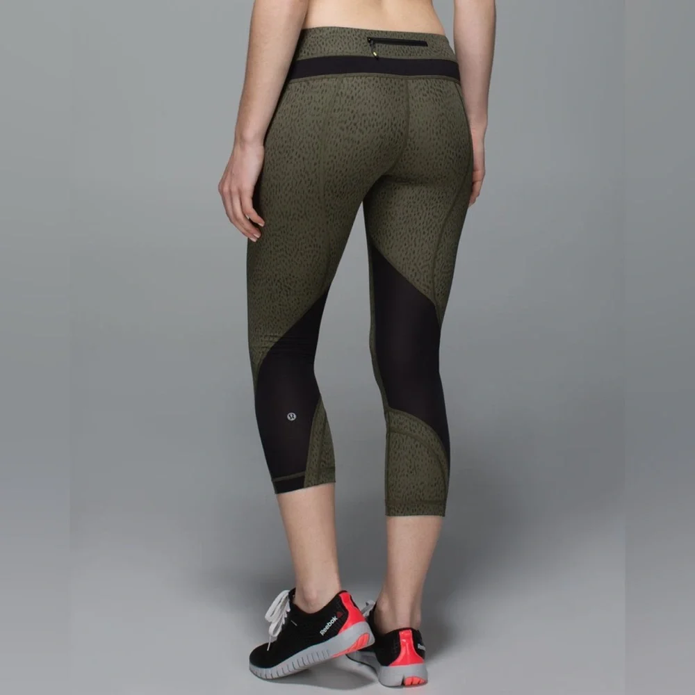Lululemon Run Inspire Crop II Full-On Luxtreme Mesh